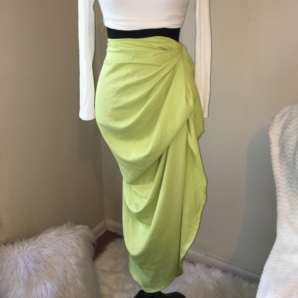 Pretty Little Thing Skirt